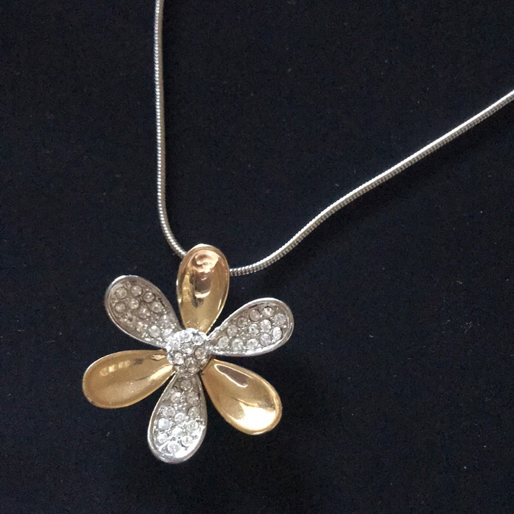 Flower cute necklace 🌸